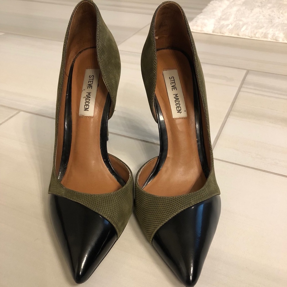 Green & Black pumps